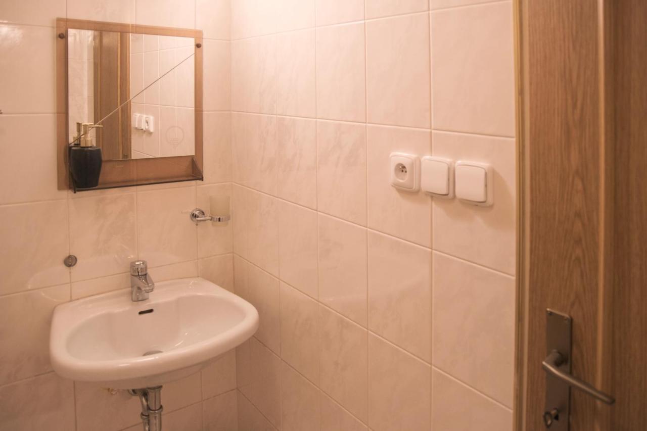 Guesthouse Zlaty Hrozen Česká Lípa Exterior foto